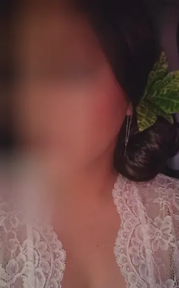 Carina, 35