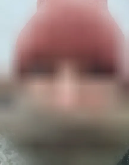 Claudia, 38