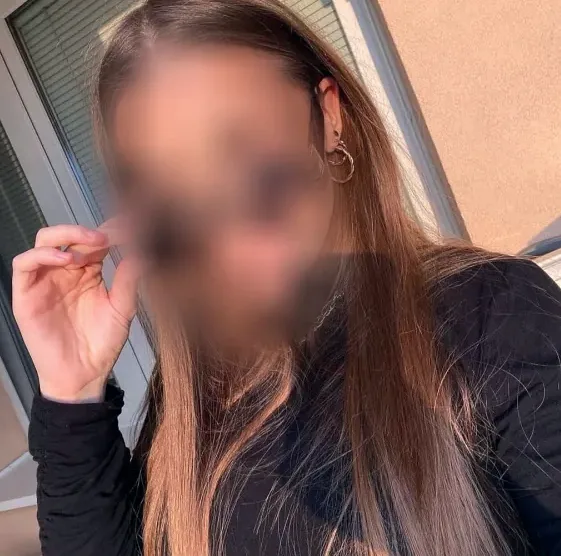 Fiona, 31