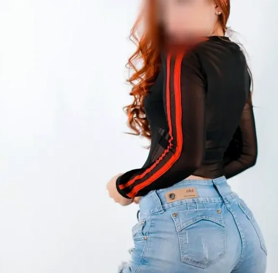 Gizem, 24