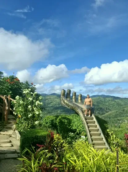 Julia, 38