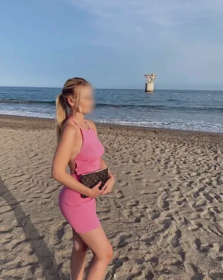 Leyla, 19