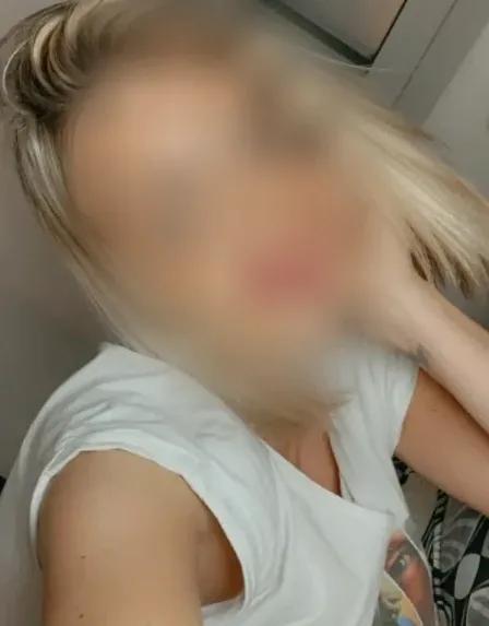 Luisa, 35