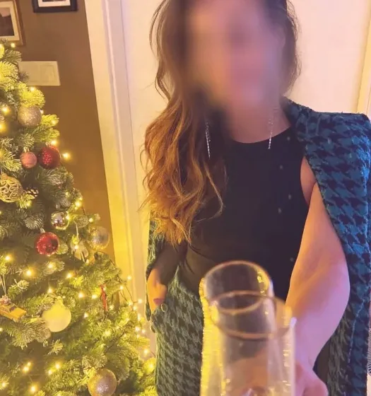Melanie, 35