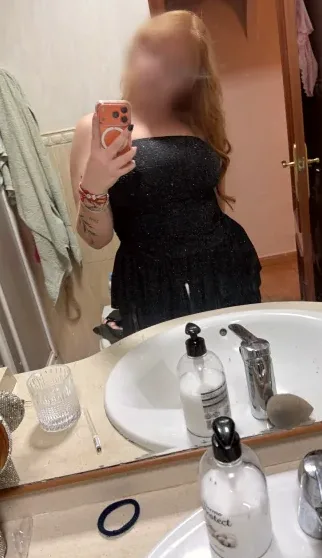 Mia, 19