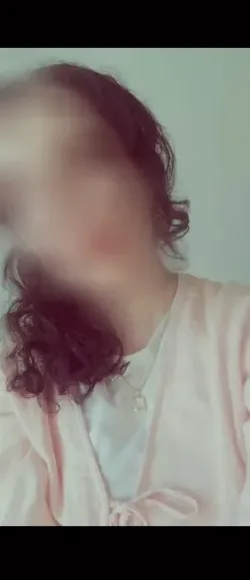 Nadine, 27