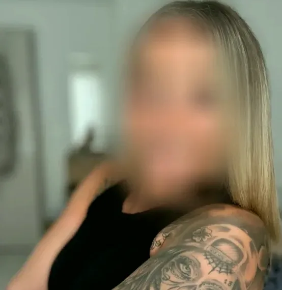 Romy, 36