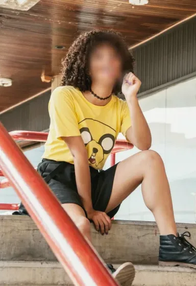 Thea, 28