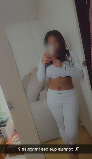 Viktoria, 25